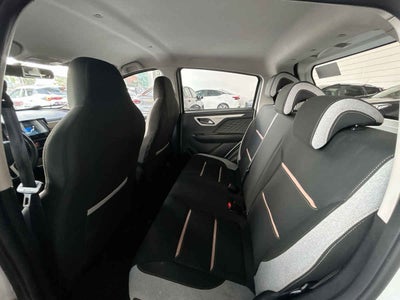 2026 JAC E10X 5p EV 31.4 kWh Aut