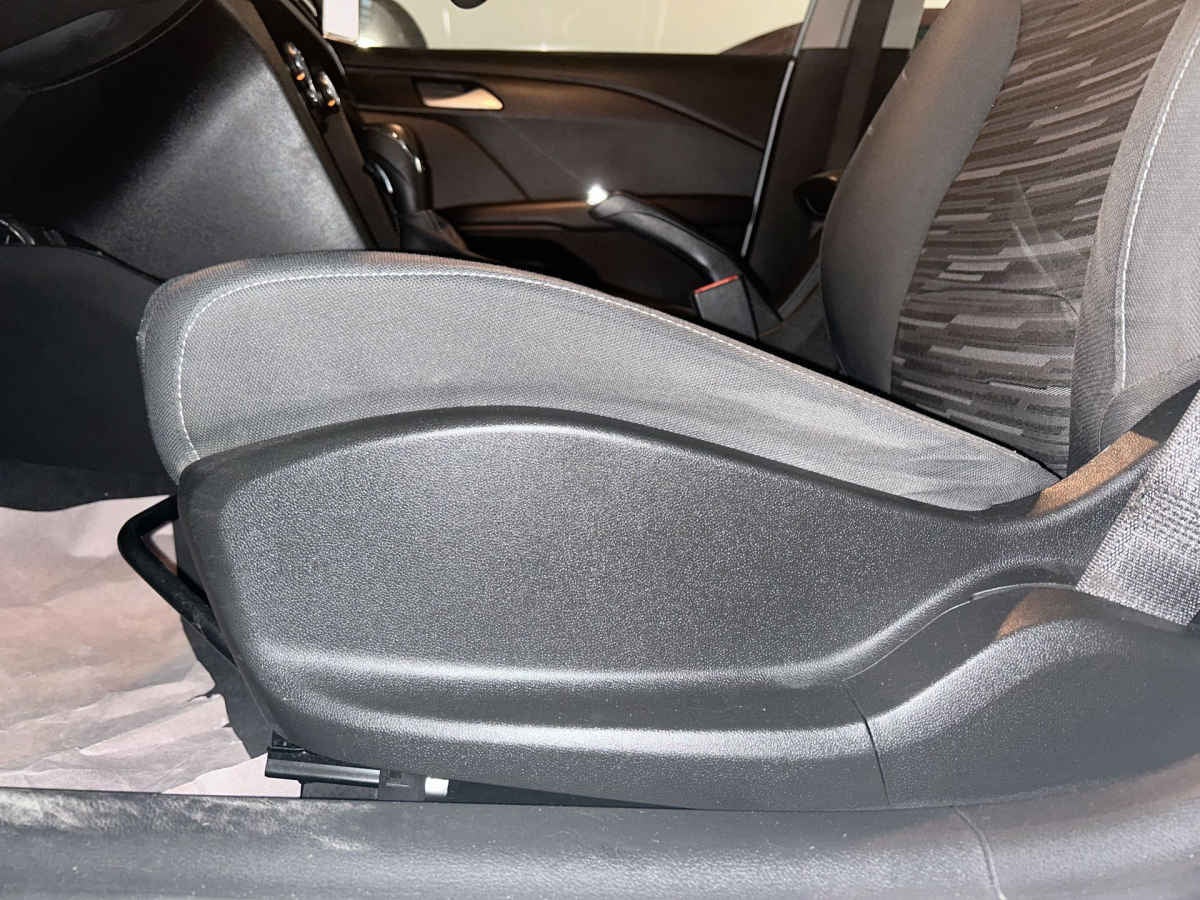 2023 Chevrolet Cavalier 4p LS L3/1.3 Aut