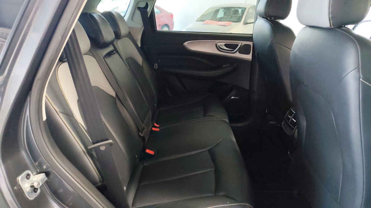 2024 MG RX5 5p Elegance L4/1.5/T Aut