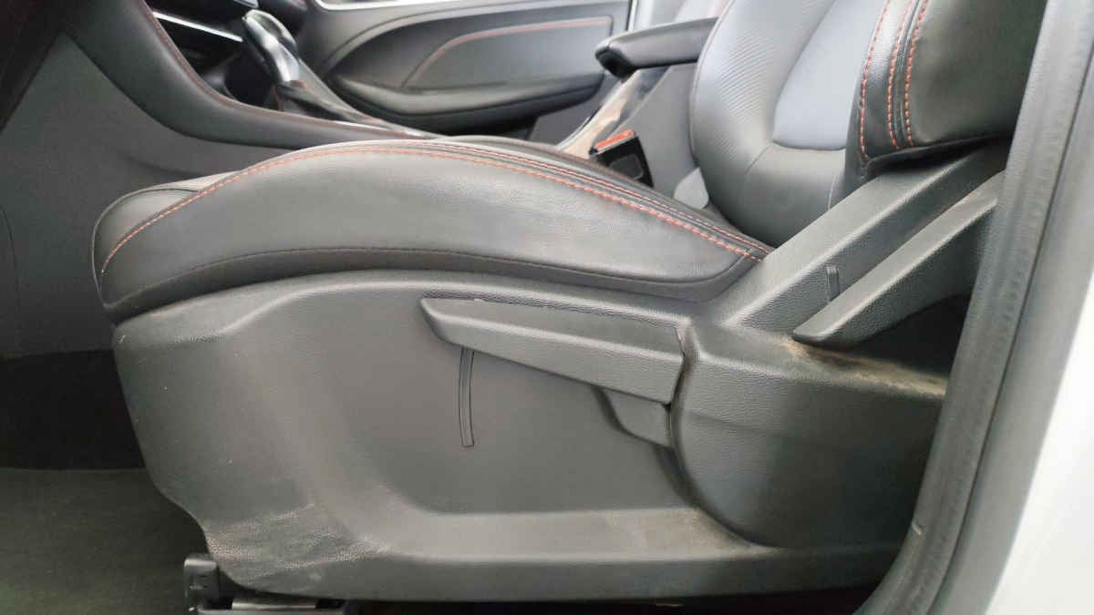 2024 MG ZS 5p Excite L4/1.5 Aut