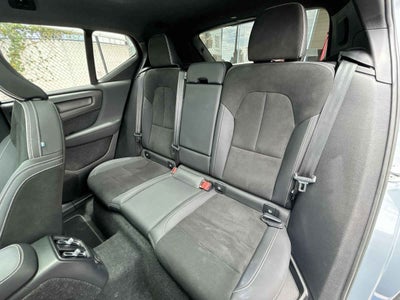 2023 Volvo XC40 5p Plus B4 L4/2.0/T Aut MHEV