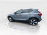 2023 Volvo XC40 5p Plus B4 L4/2.0/T Aut MHEV