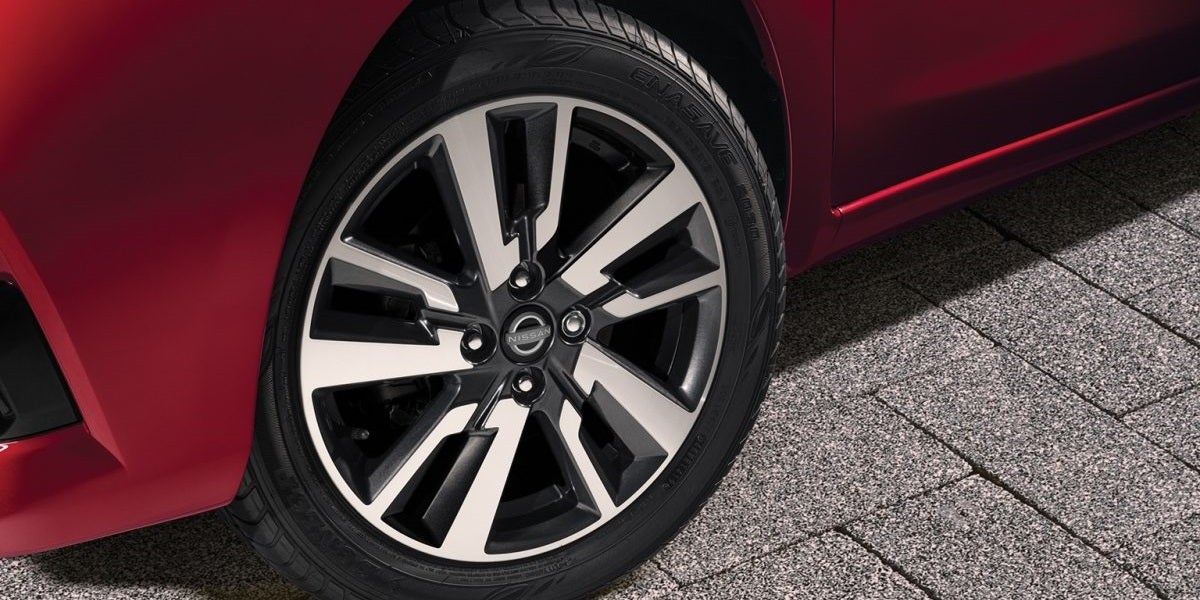  Nissan March Exterior3